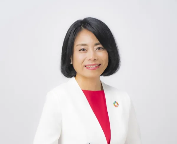 喜友名智子