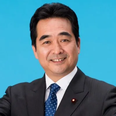 坂井学