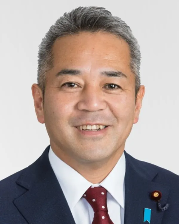 青山周平の写真