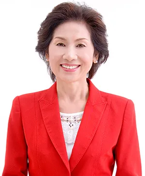 糸数慶子の写真