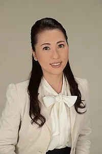 山崎晴恵