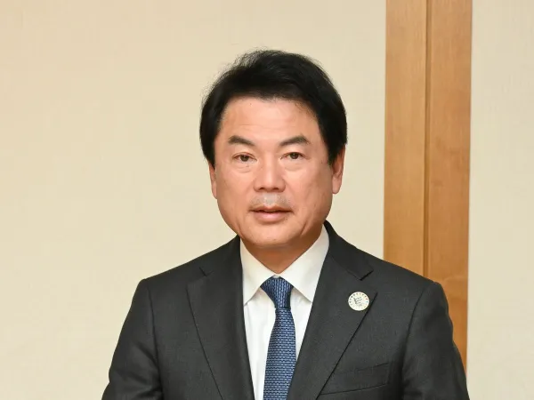 佐藤栄一（市長）