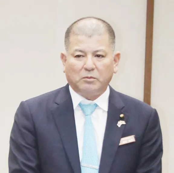 粟国恒広の写真