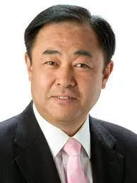 鈴木信行の写真