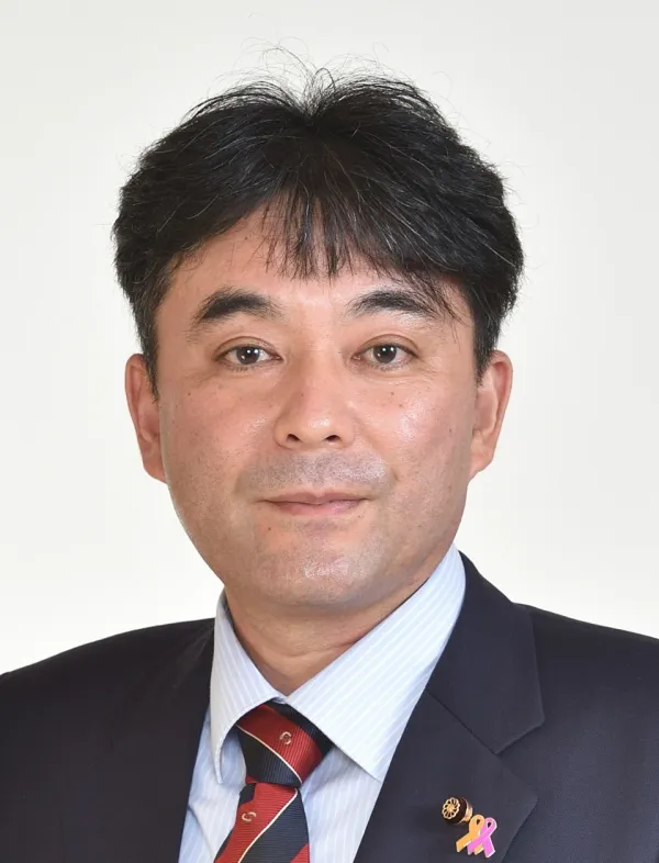石原洋三郎の写真