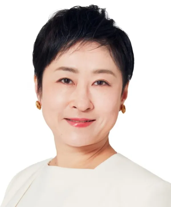 松井佳苗子の写真