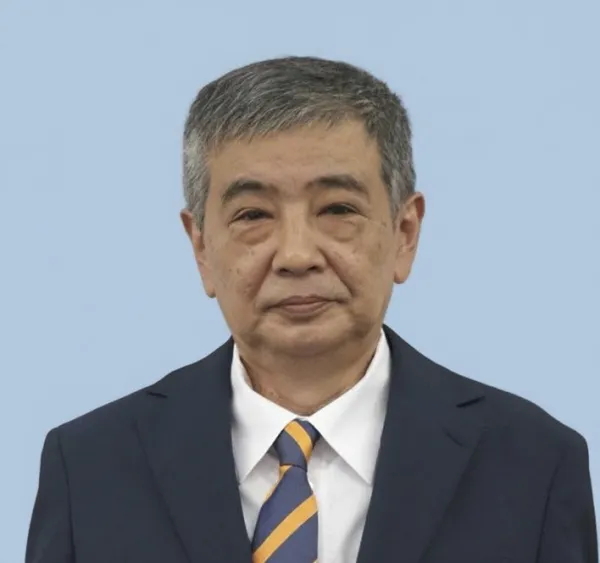姓納文彦の写真